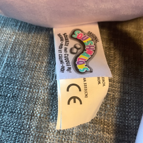 Squishmallow Camilla the Caticorn - Valentines 8” plush - Picture 3 of 5